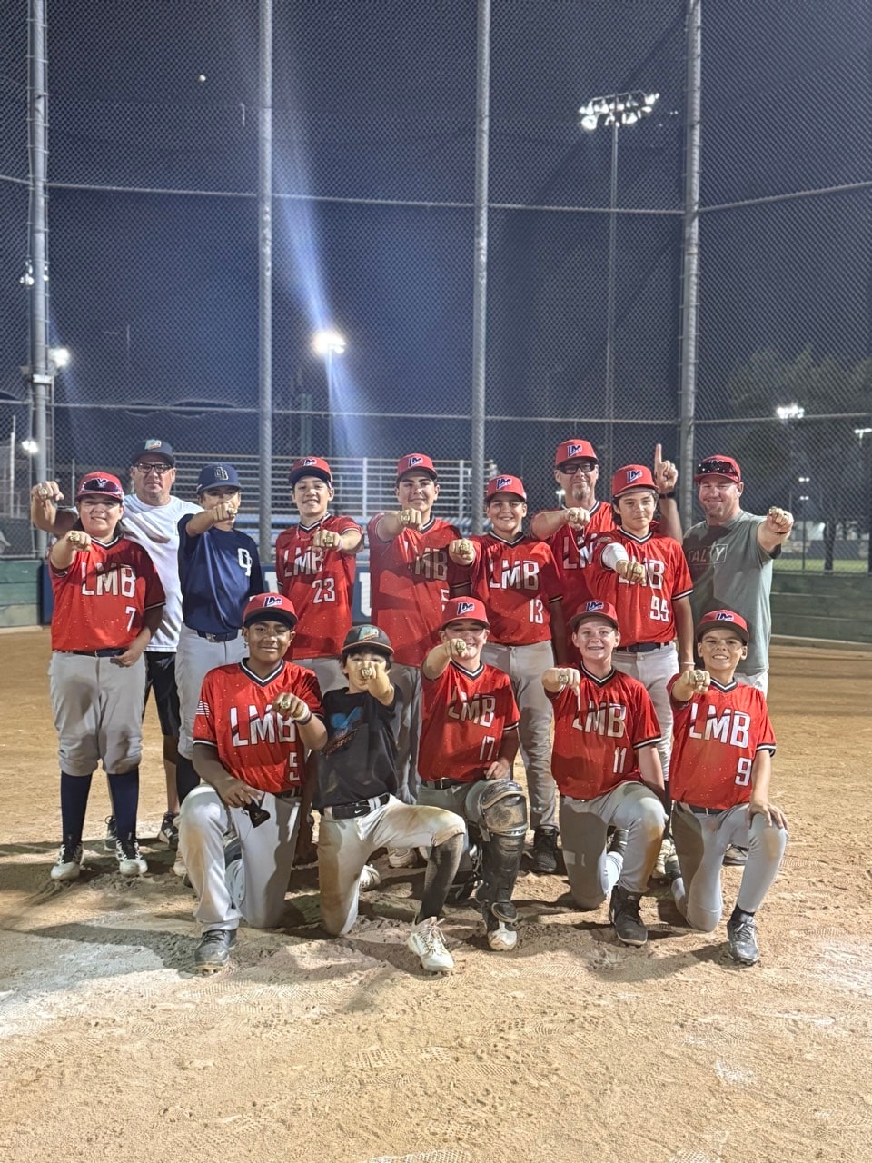LMB 14U championship team photo night game